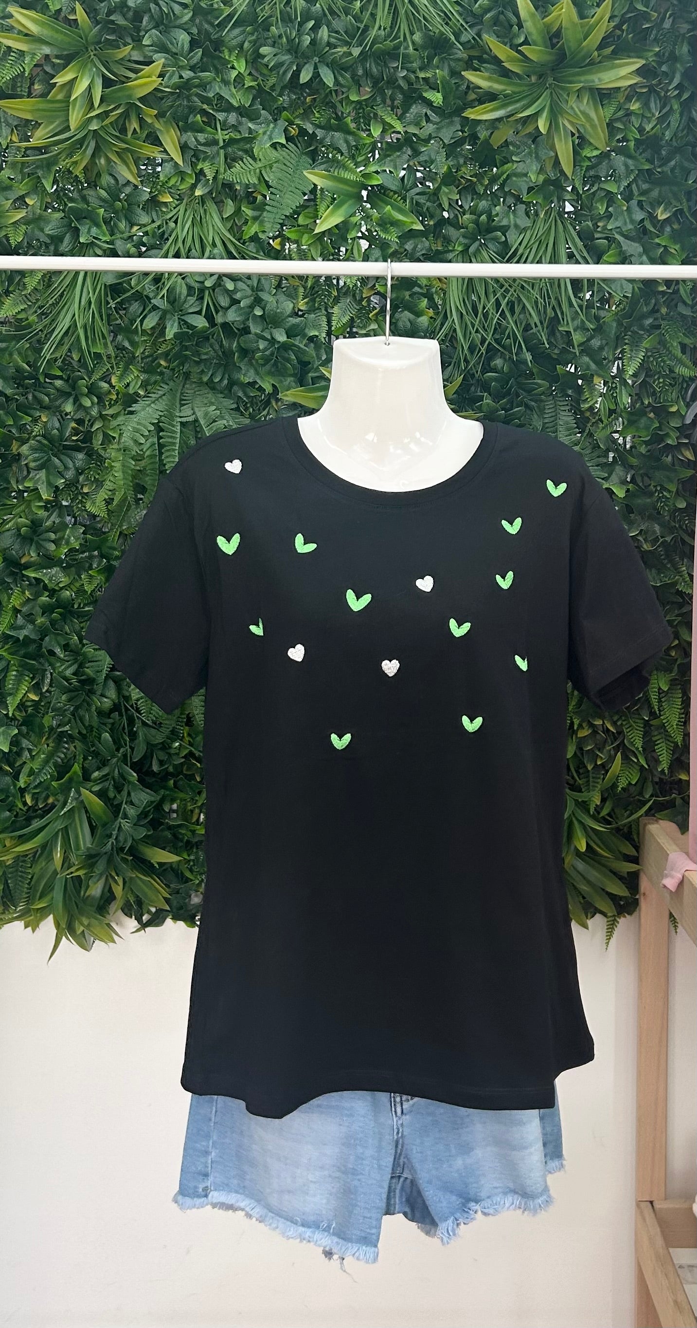 Camiseta corazones