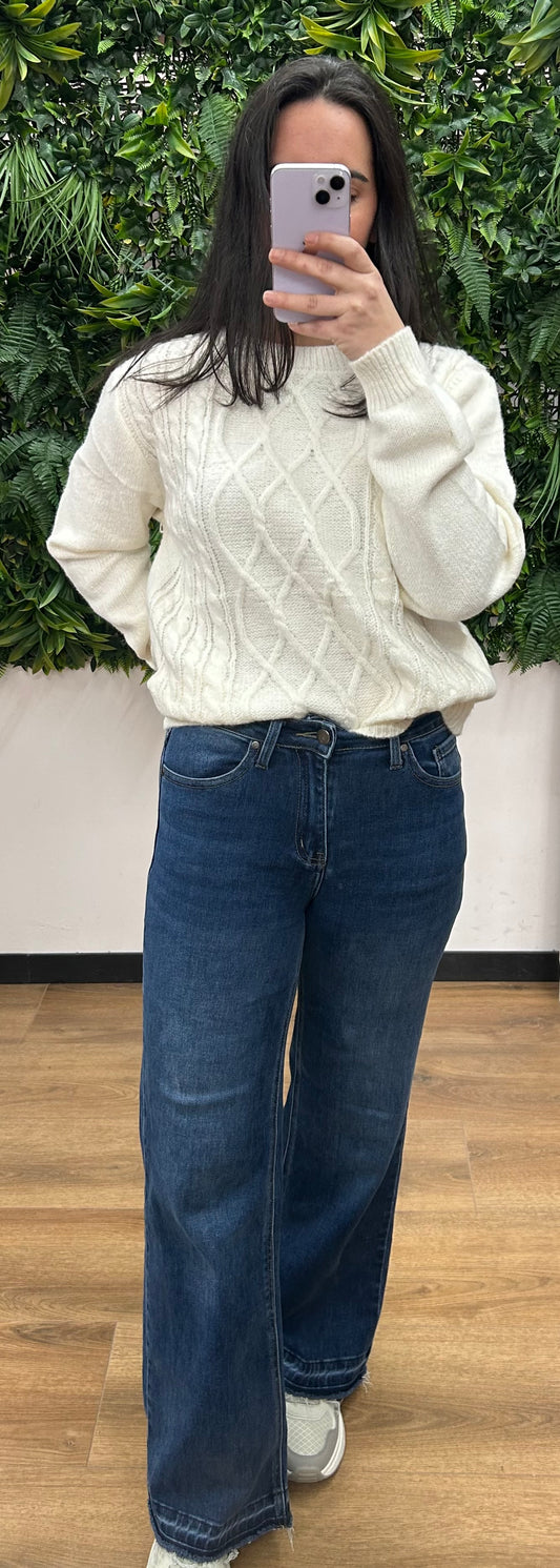 Pantalon recto oscuro